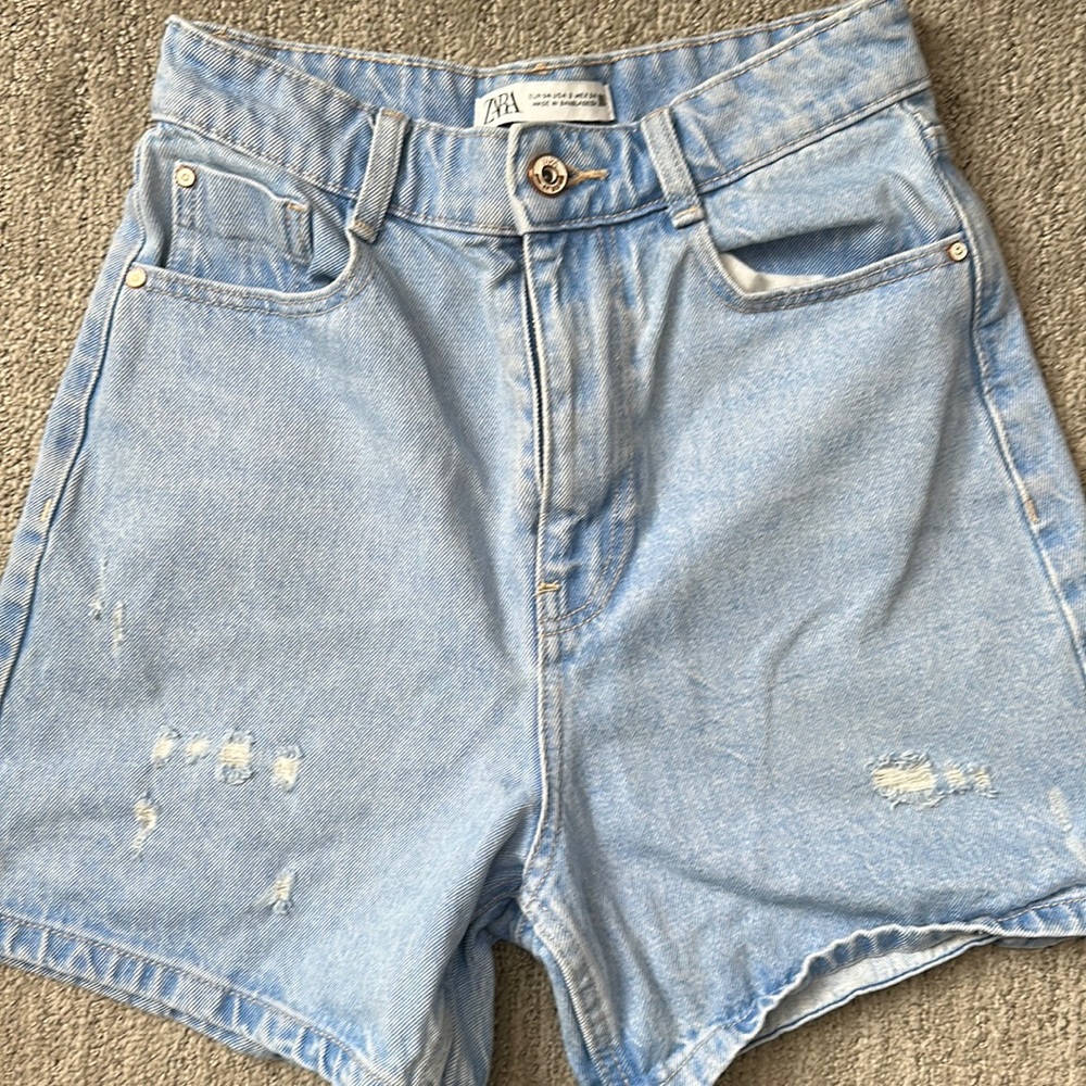 Women’s 2 - ZARA denim shorts